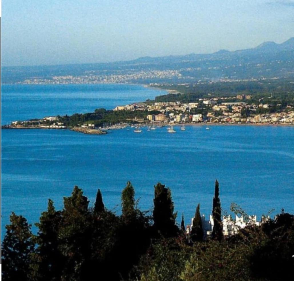 La Dimora Di Rosa Apartamento Giardini Naxos Exterior foto
